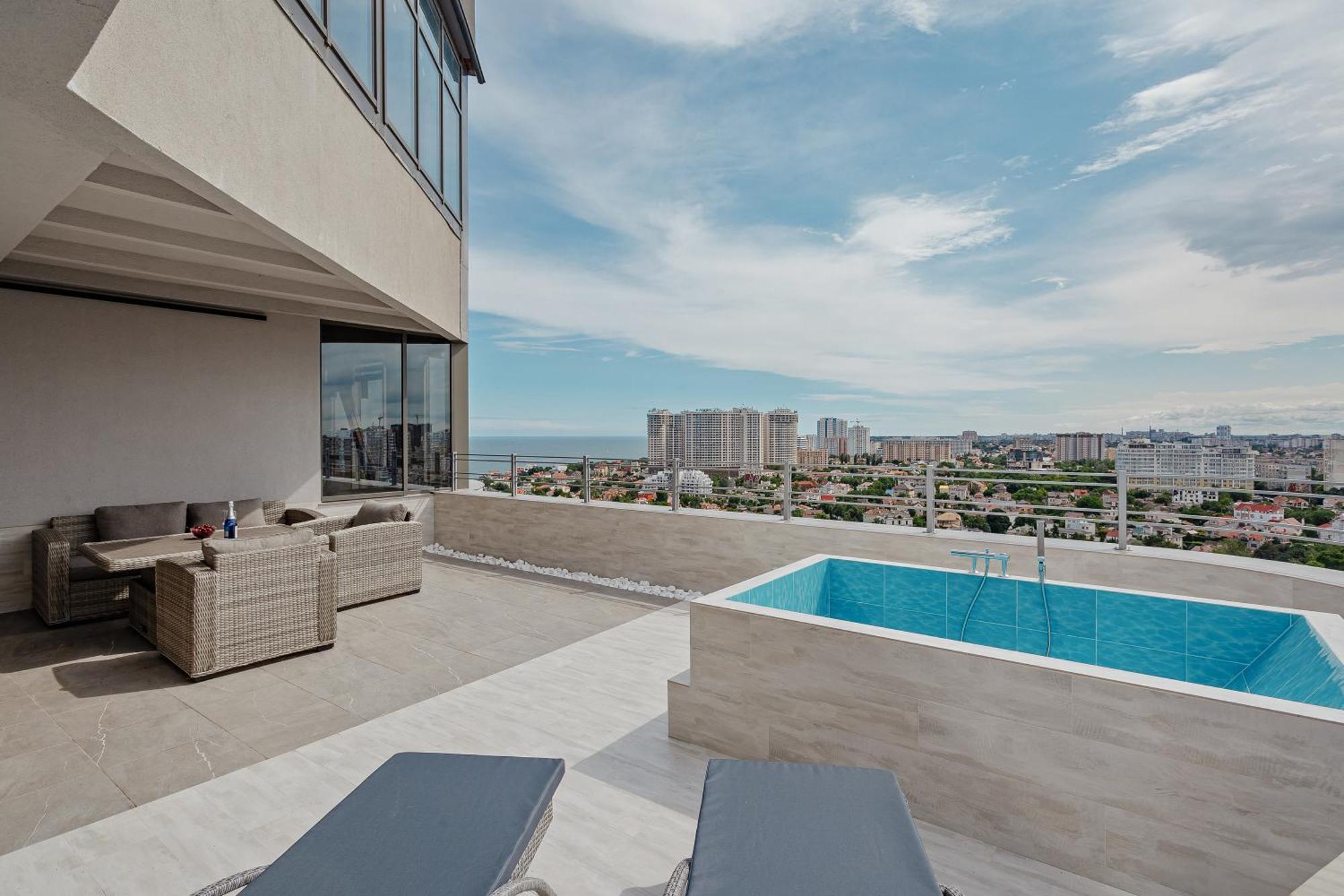 Plaza Arcadia Apartments أوديسا الغرفة الصورة
