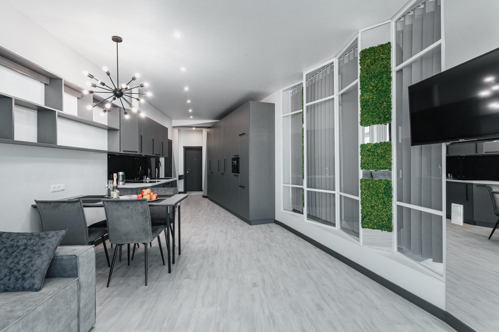 Plaza Arcadia Apartments أوديسا الغرفة الصورة