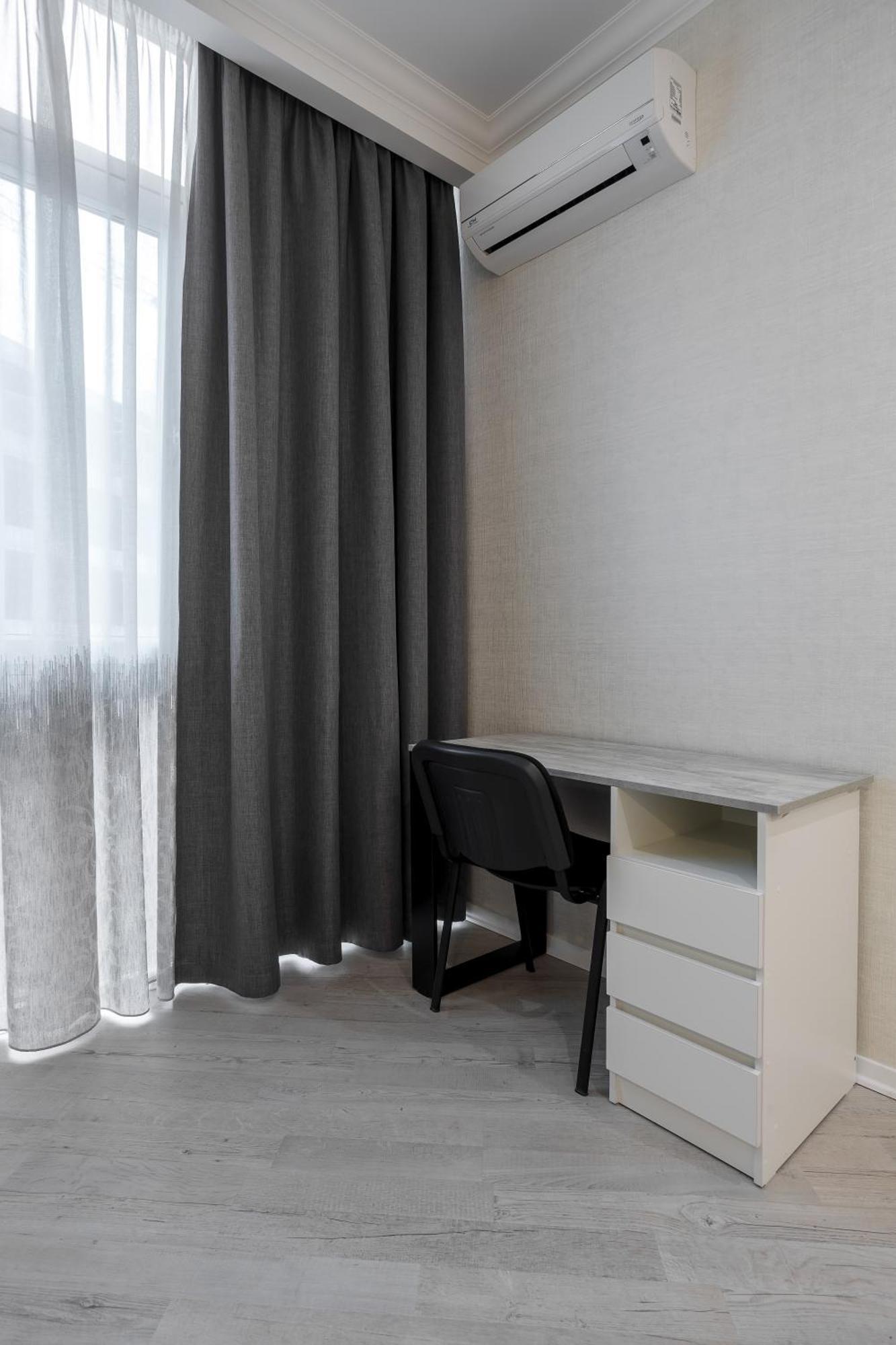 Plaza Arcadia Apartments أوديسا الغرفة الصورة