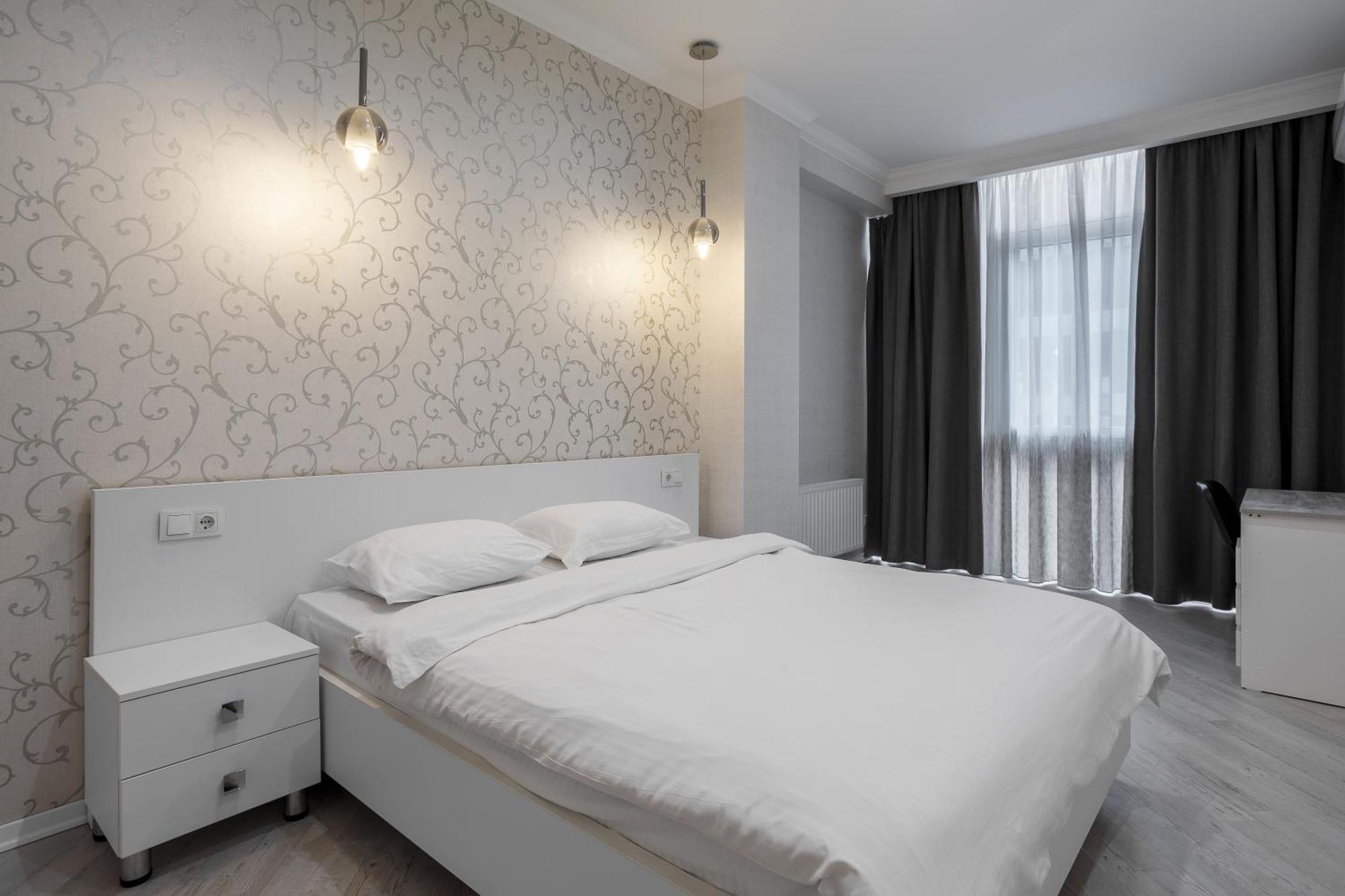Plaza Arcadia Apartments أوديسا الغرفة الصورة
